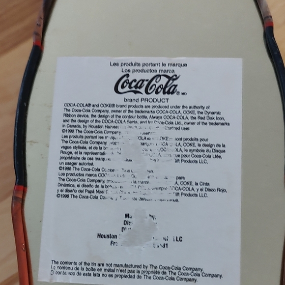 Vintage Coca Cola Tin Bottle Decor with Santa Circa 1998 - Picture 8 of 8